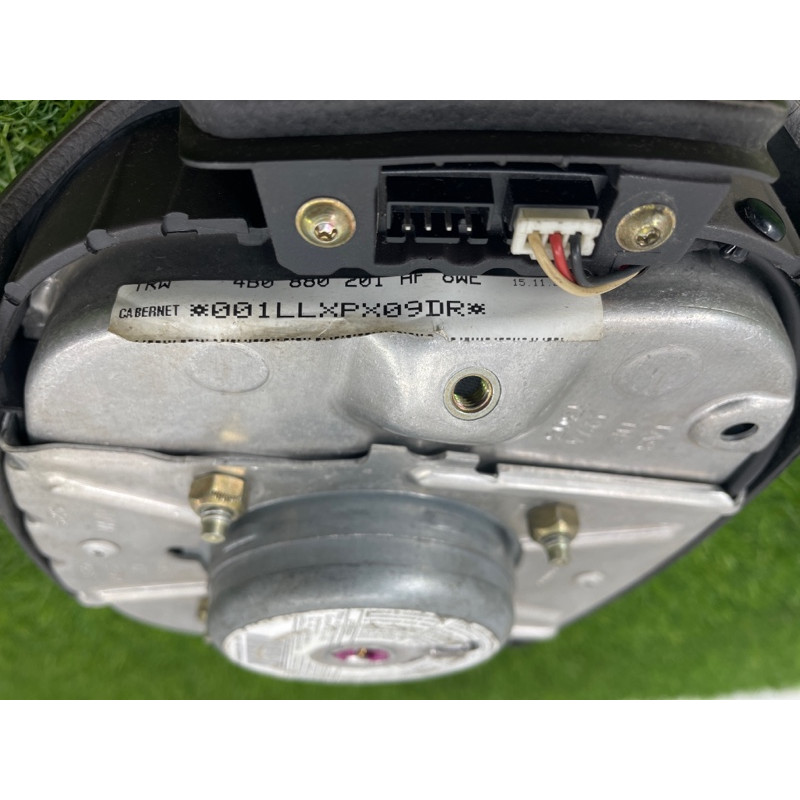 Airbag руля (airbag/безопасность) AUDI A6 C5 2001 2.5 AKE 8P0880201hf