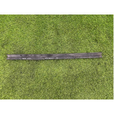 Уплотнитель капота