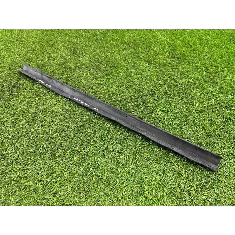 Уплотнитель капота (кузов и элементы) Ford Ecosport B515 2018 1.0L GN1Z16B990A