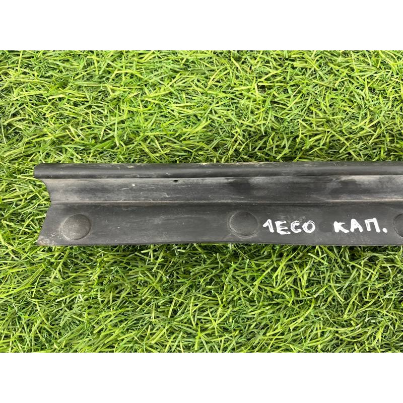 Уплотнитель капота (кузов и элементы) Ford Ecosport B515 2018 1.0L GN1Z16B990A