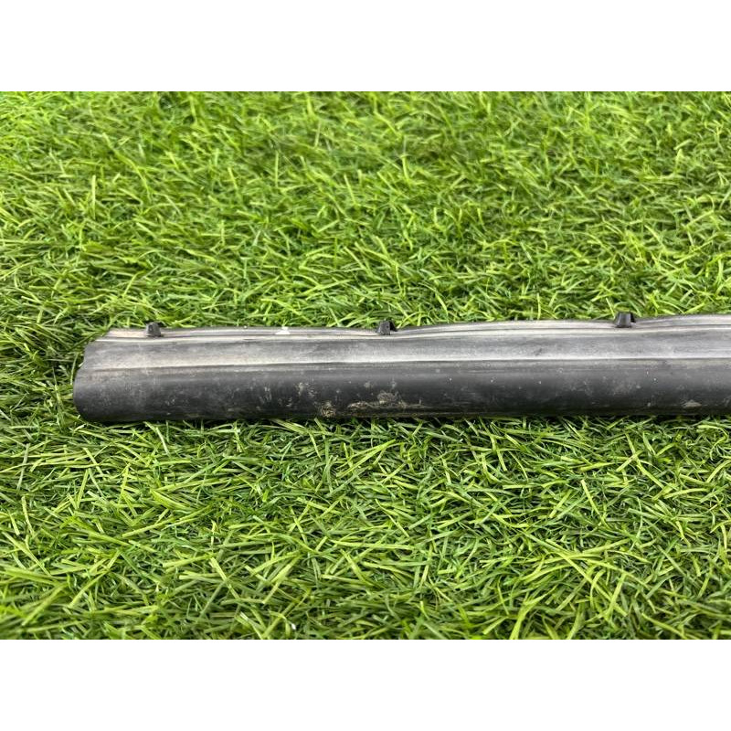 Уплотнитель капота (кузов и элементы) Ford Ecosport B515 2018 1.0L GN1Z16B990A