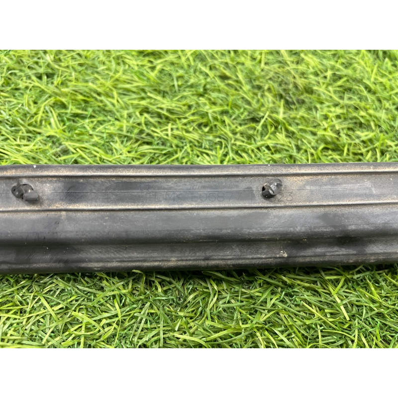 Уплотнитель капота (кузов и элементы) Ford Ecosport B515 2018 1.0L GN1Z16B990A