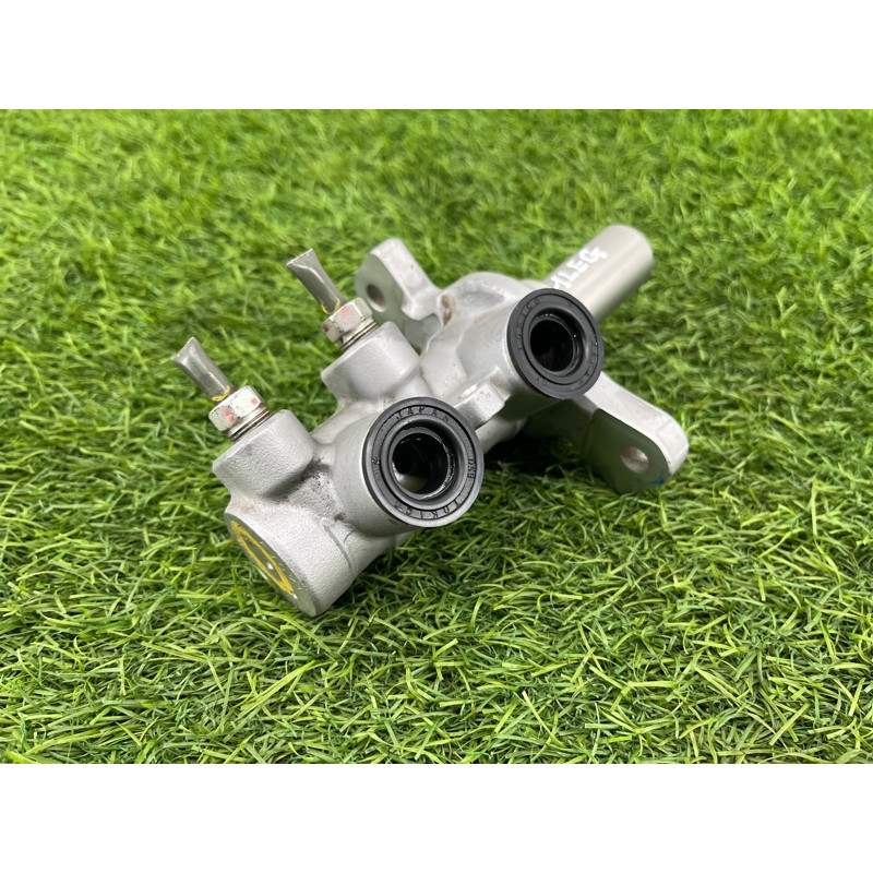 Главный тормозной цилиндр (тормозная система) Subaru Legacy BN 2016 2.5 26449FJ011