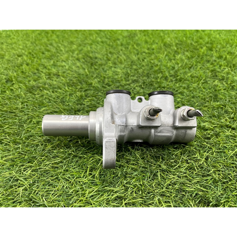 Главный тормозной цилиндр (тормозная система) Subaru Legacy BN 2016 2.5 26449FJ011