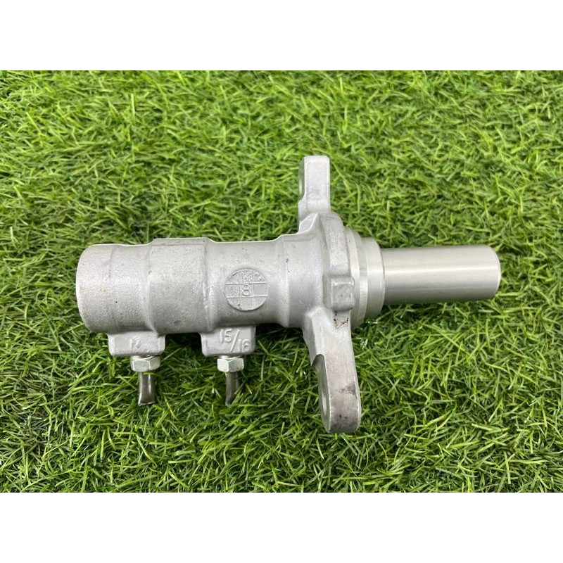 Главный тормозной цилиндр (тормозная система) Subaru Legacy BN 2016 2.5 26449FJ011