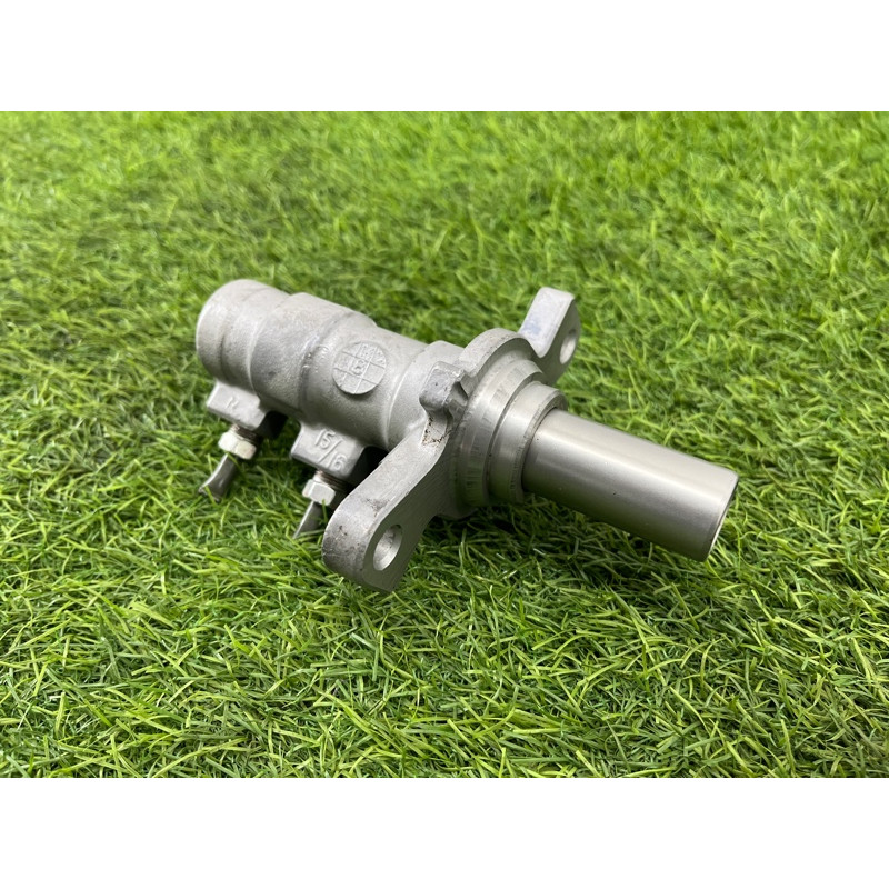 Главный тормозной цилиндр (тормозная система) Subaru Legacy BN 2016 2.5 26449FJ011