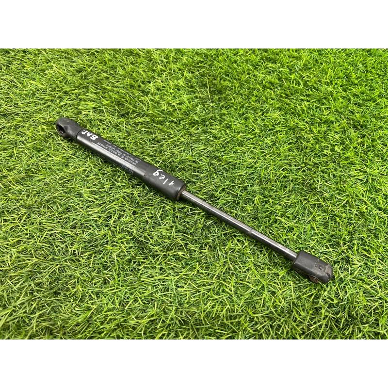 Амортизатор багажника (кузов и элементы) Subaru Legacy BN 2016 2.5 57522AL00A