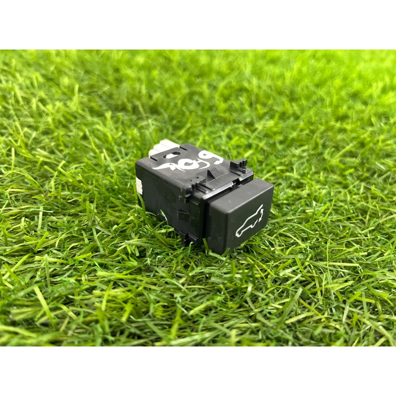 Кнопка открывания крышки багажника (электрика / кнопки) Subaru Forester SK 2020 2.5 83385SJ000
