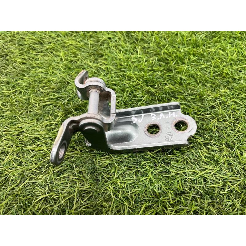 Петля дверей (кузов і елементи) Subaru Forester SJ 60879FJ000