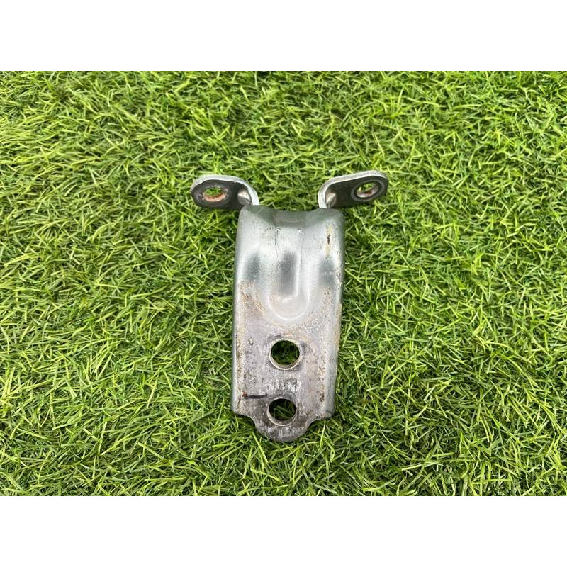 Петля дверей (кузов і елементи) Subaru Forester SJ 60879FJ000