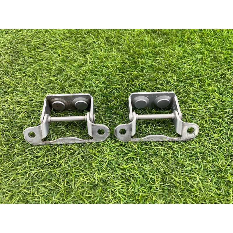 Петля багажника (кузов і елементи) Subaru Forester SJ 60879FJ000