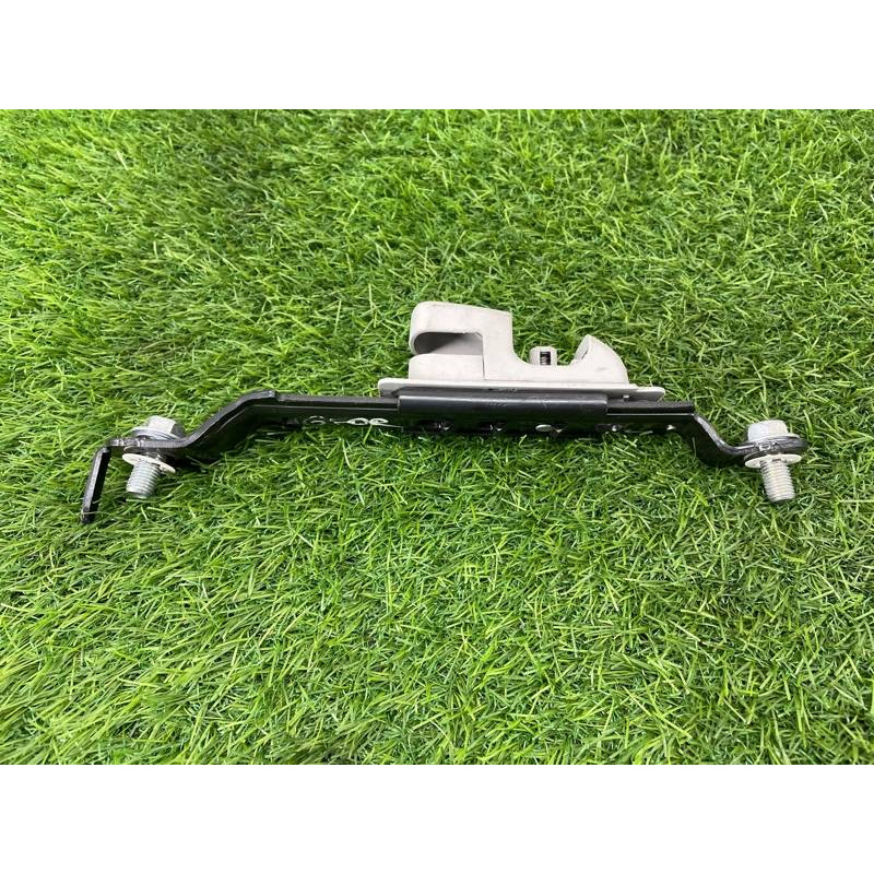 Кронштейн ременя безпеки (салон) Subaru Forester SK 2020 2.5 64703FG000ME