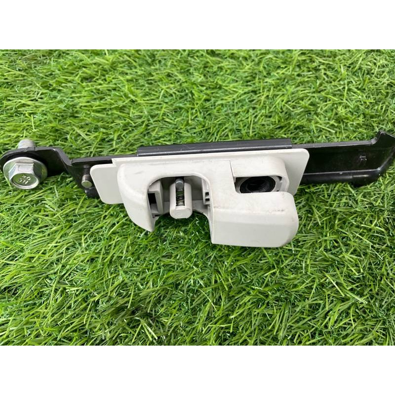 Кронштейн ременя безпеки (салон) Subaru Forester SK 2020 2.5 64703FG000ME