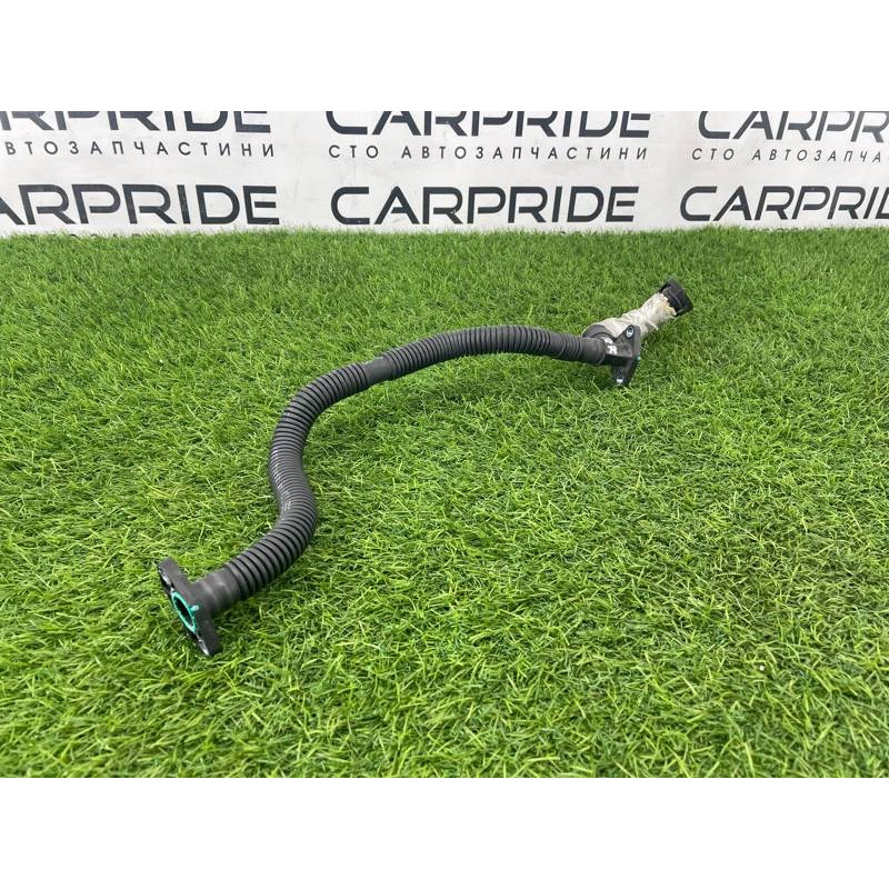 Трубка рецеркуляции воздуха (двигатель и элементы) Audi Q7 4M 2015 3.0 CRE 06E131143BF