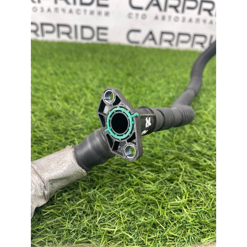 Трубка рецеркуляции воздуха (двигатель и элементы) Audi Q7 4M 2015 3.0 CRE 06E131143BF