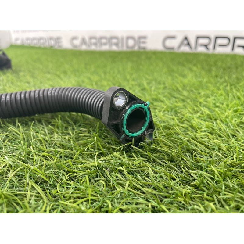 Трубка рецеркуляции воздуха (двигатель и элементы) Audi Q7 4M 2015 3.0 CRE 06E131143BF