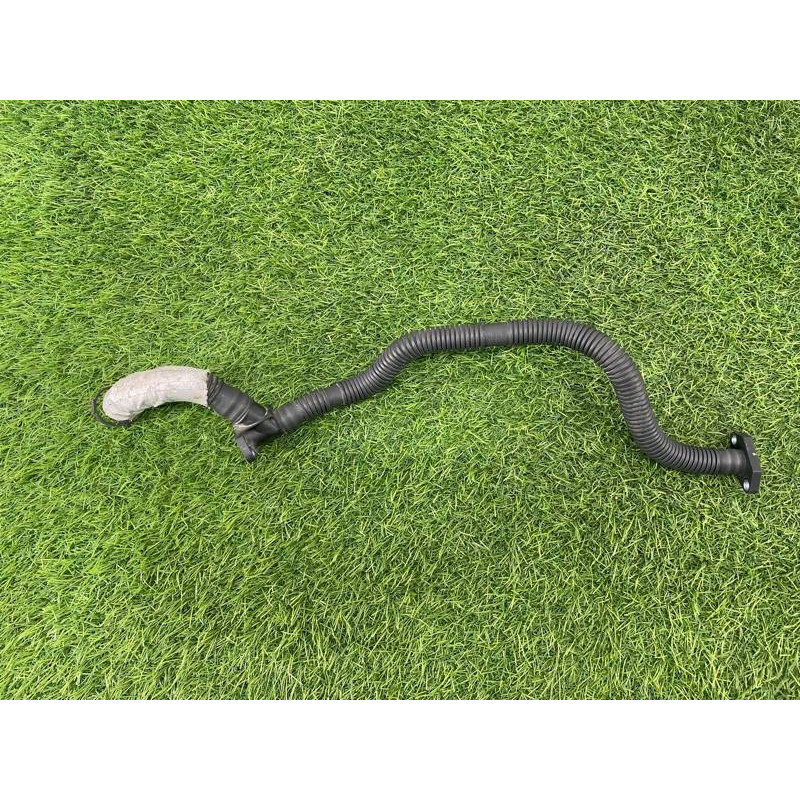 Трубка рецеркуляции воздуха (двигатель и элементы) Audi Q7 4M 2015 3.0 CRE 06E131143BF