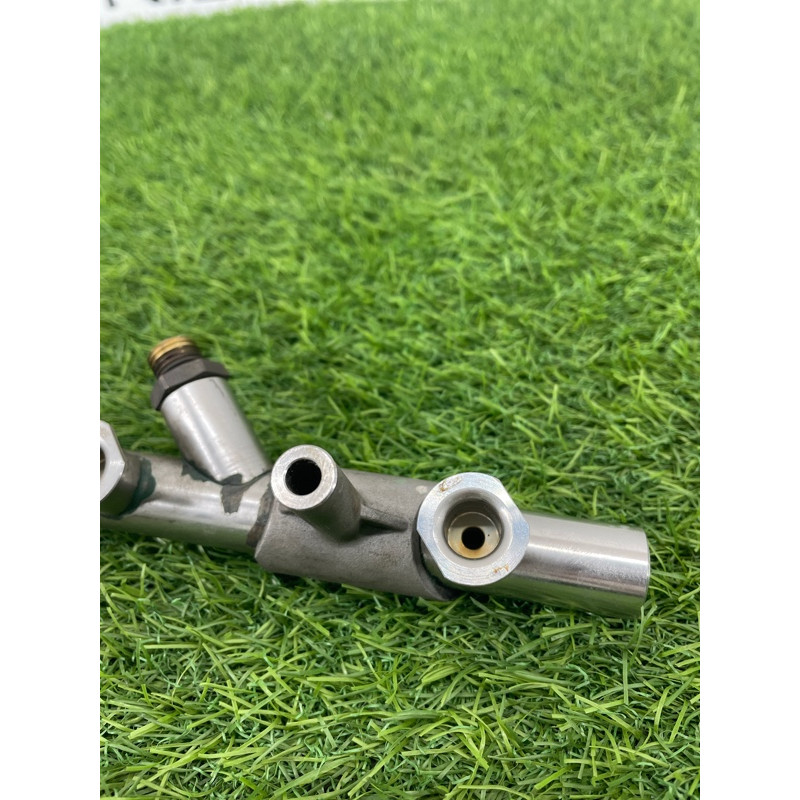 Топливная рампа (топливная система) Audi Q7 4M 2015 3.0 CRE 06E130090AJ