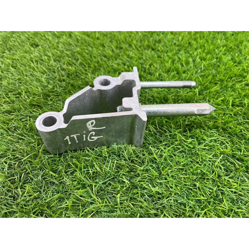 Кронштейн торпедо (салон) Volkswagen Tiguan 5N 2011 1.4 CAVA 1K1857022D