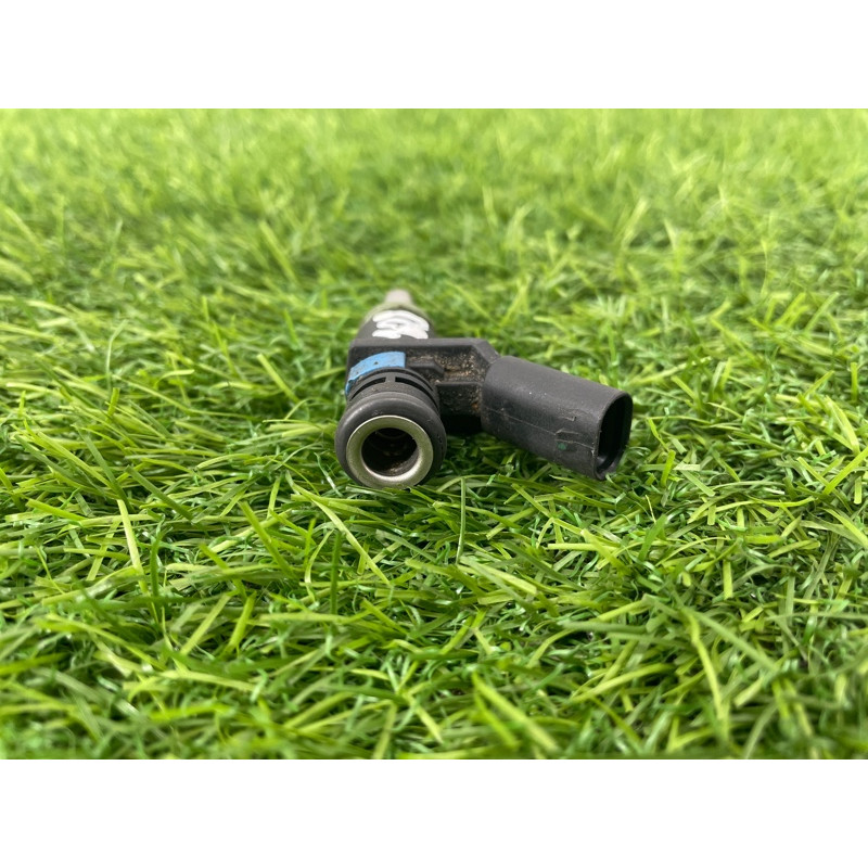 Форсунка топливная (топливная система) Audi Q7 4M 2015 3.0 CRE 06E906031