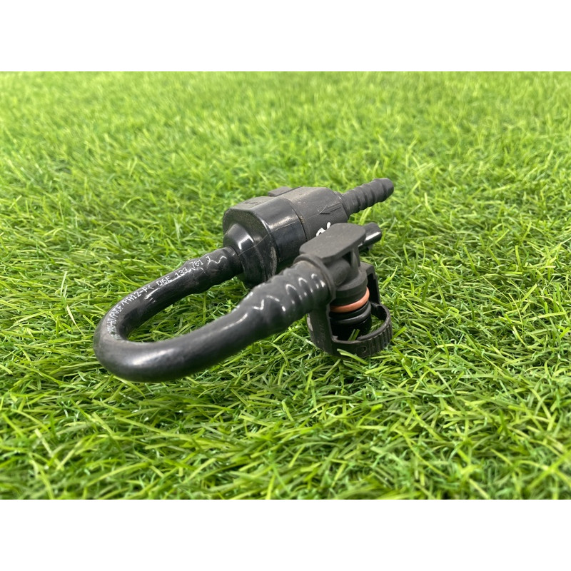 Клапан вентиляции топливного бака (топливная система) Audi Q7 4M 2015 3.0 CRE 06E133781J