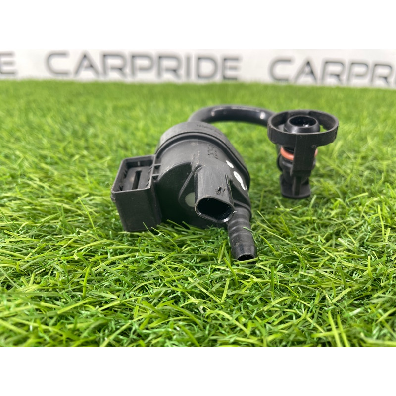 Клапан вентиляции топливного бака (топливная система) Audi Q7 4M 2015 3.0 CRE 06E133781J