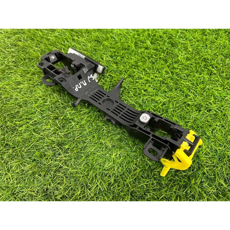 Кронштейн ручки двери (кузов и элементы) Subaru Forester SJ 61142FJ000