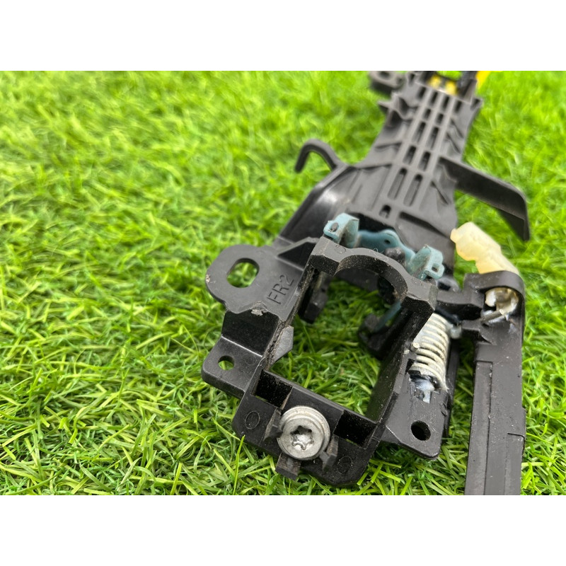 Кронштейн ручки двери (кузов и элементы) Subaru Forester SJ 61142FJ000