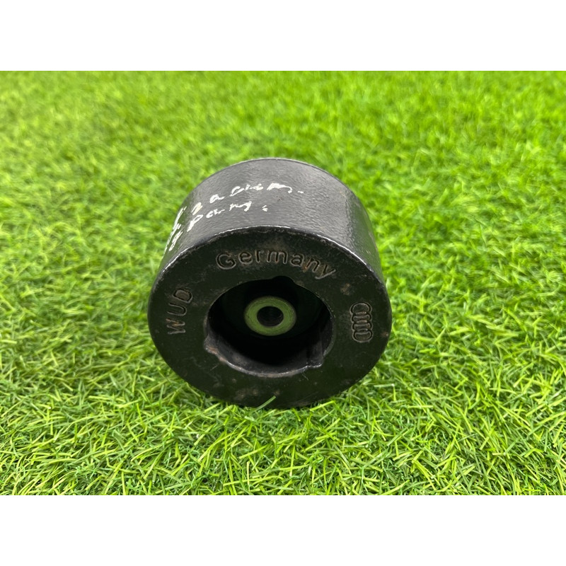 Демпфер заднего подрамника (подвеска) Audi Q7 4M 2015 3.0 CRE 4M0505563B