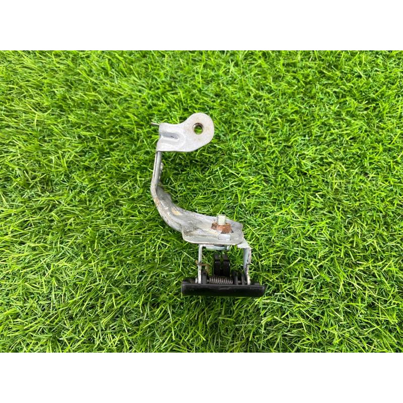 Ручка открывания капота (салон) Subaru Forester SJ 57330SG060