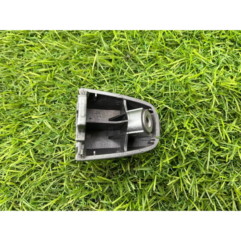 Заглушка внешней ручки (кузов и элементы) Subaru Forester SJ 61134FJ210