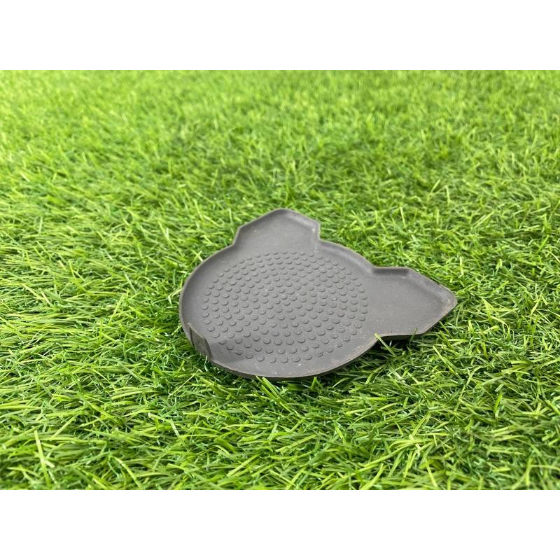 Коврик центральной консоли (салон) Volkswagen Tiguan 5N 2011 1.4 CAVA 5N08631353A8