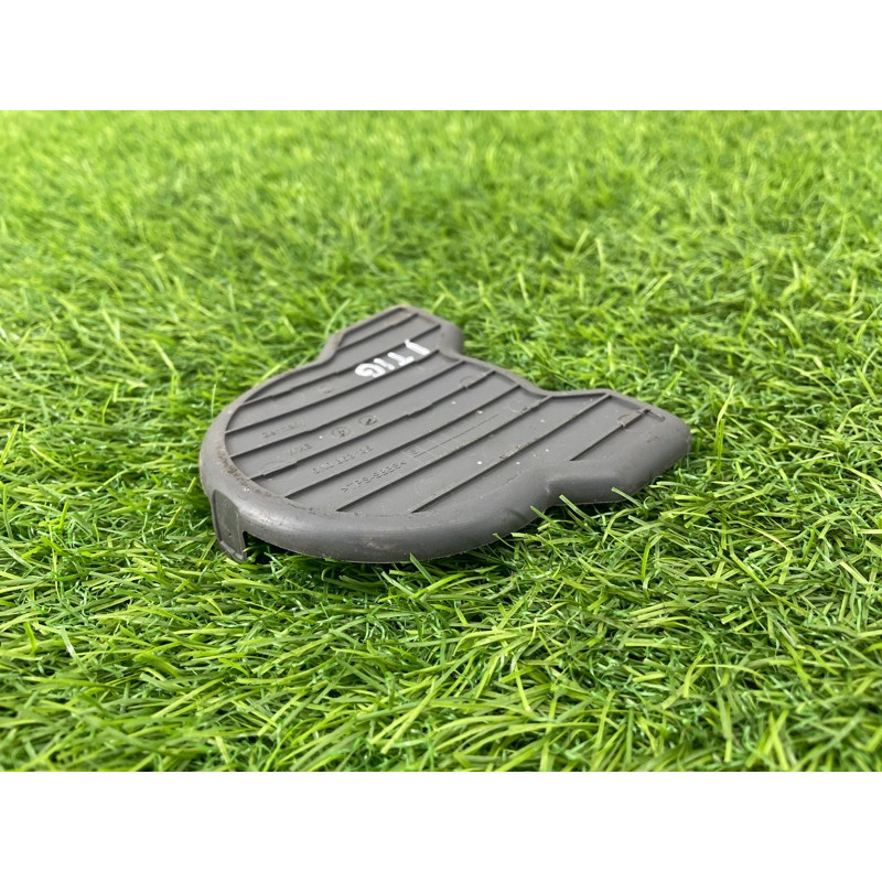 Коврик центральной консоли (салон) Volkswagen Tiguan 5N 2011 1.4 CAVA 5N08631353A8