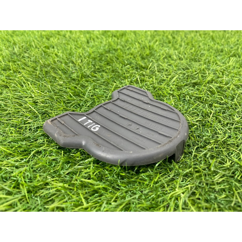 Коврик центральной консоли (салон) Volkswagen Tiguan 5N 2011 1.4 CAVA 5N08631353A8