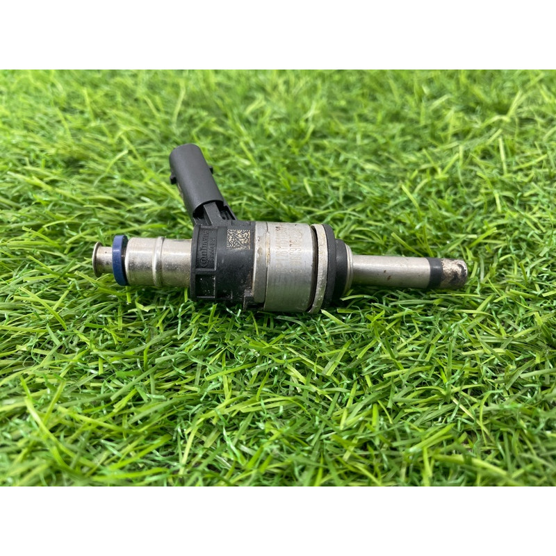 Форсунка топливная (топливная система) Audi Q7 4M 2015 3.0 CRE 06C906036D