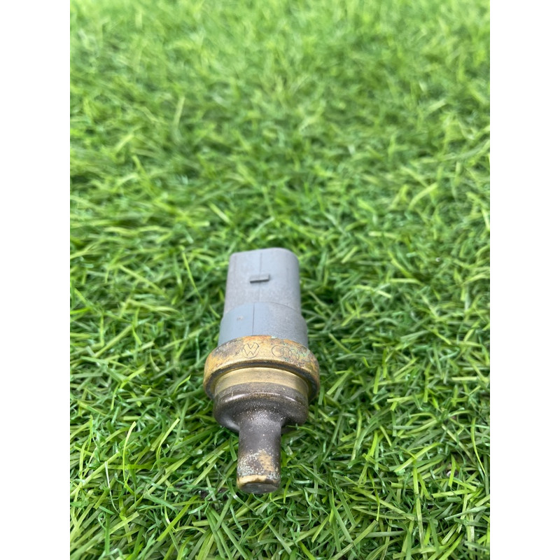 Датчик температуры охлаждающей жидкости (электрика / датчики) Audi Q7 4M 2015 3.0 CRE 06A919501A