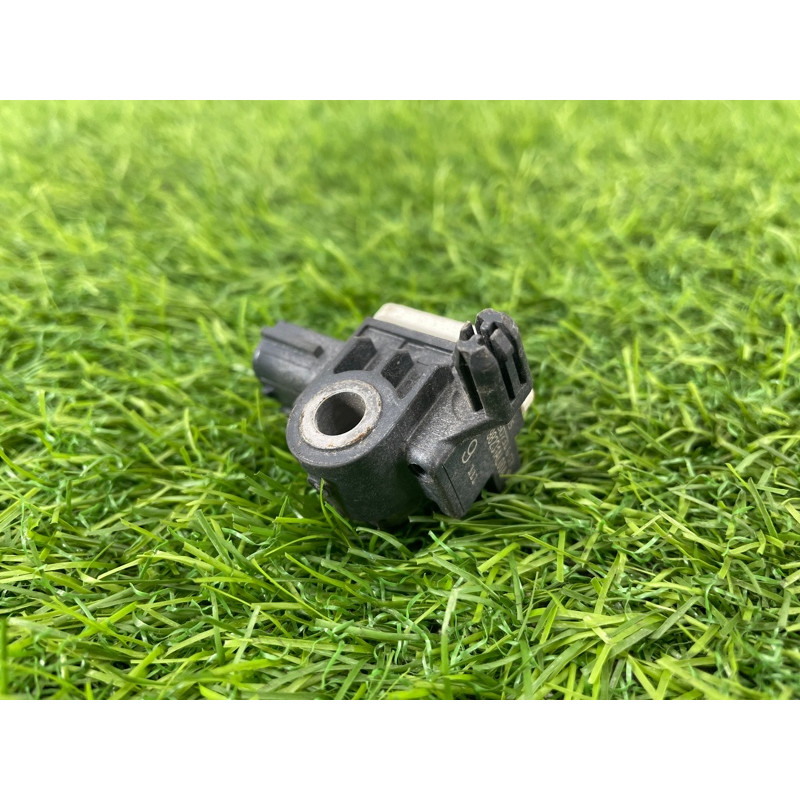 Датчик удара (электрика / датчики) Subaru OUTBACK B15 98231al00a