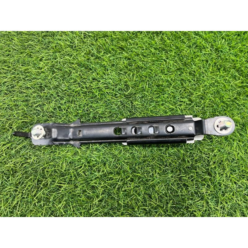 Кронштейн ременя безпеки (салон) Subaru Forester SK 2019 2.5 64703FG000ME