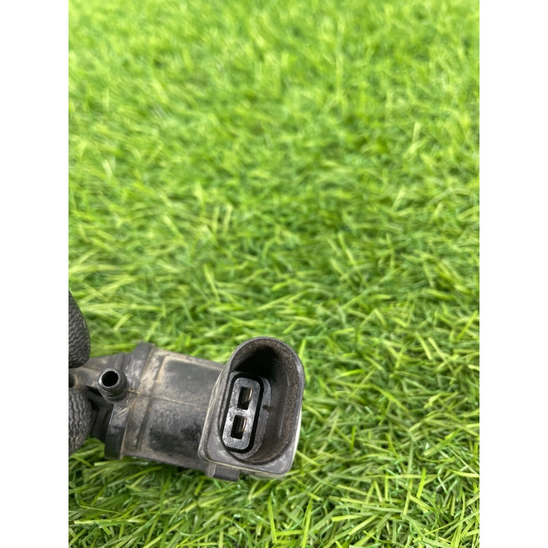 Вакуумный клапан (двигатель и элементы) Volkswagen Touareg NF 2013 3.0 TDI CRCA 1K0906283A