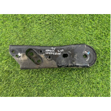 Кронштейн подрамника