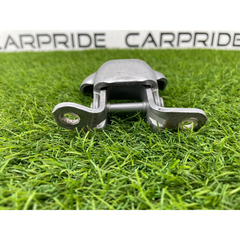 Петля двери (кузов и элементы) Subaru OUTBACK B15 60079AL00A