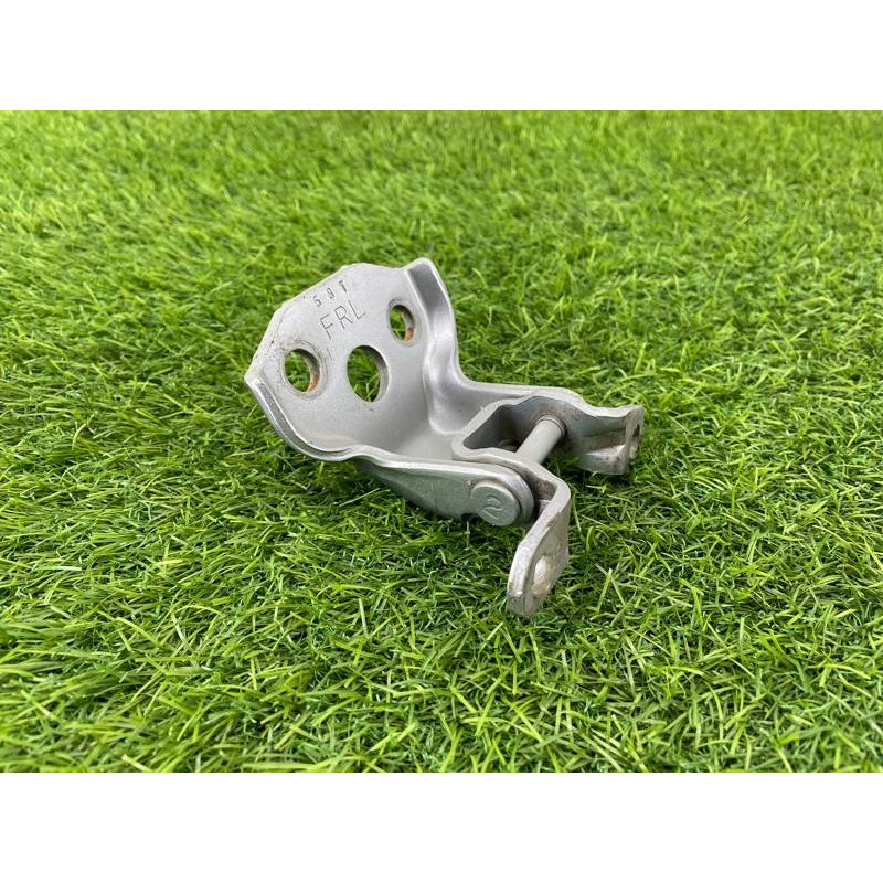 Петля двери (кузов и элементы) Subaru OUTBACK B15 60079AL00A