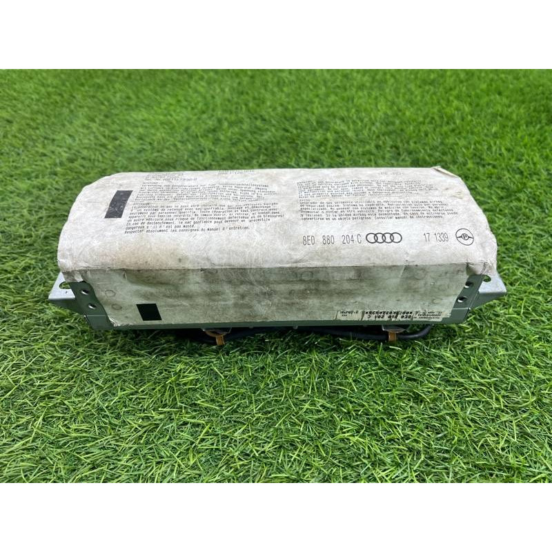 Airbag торпеды (airbag/безопасность) AUDI A4 B6 2003 2.0 ALT 8e0880204c
