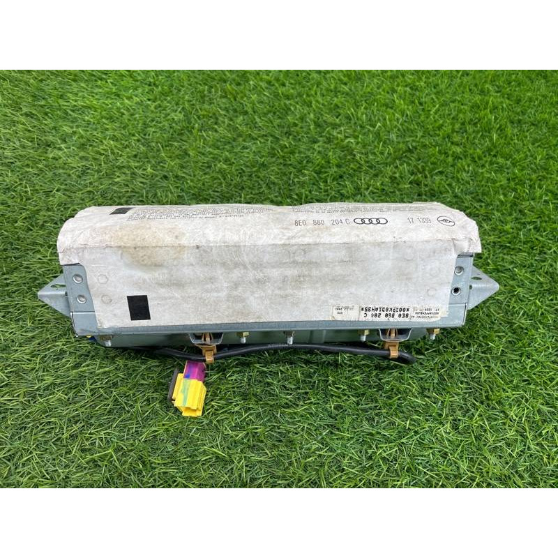 Airbag торпеды (airbag/безопасность) AUDI A4 B6 2003 2.0 ALT 8e0880204c