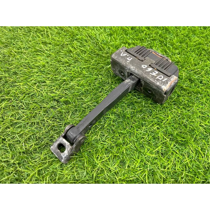 Ограничитель двери (кузов и элементы) BMW 5-series E60 M54b30 51217033609