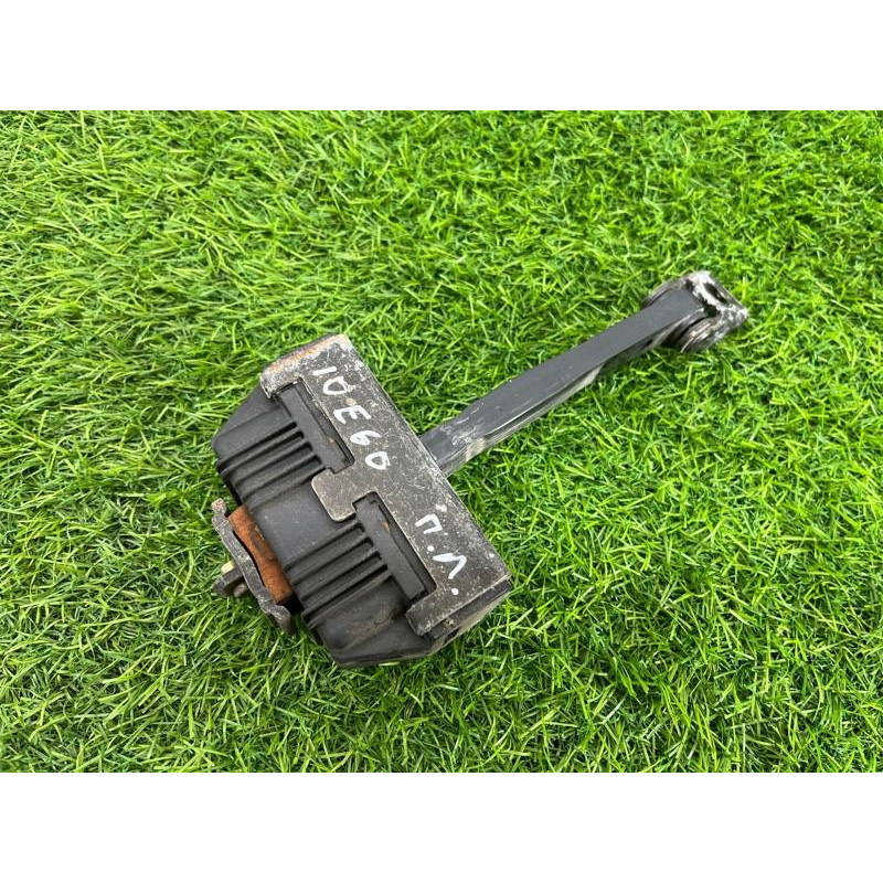 Ограничитель двери (кузов и элементы) BMW 5-series E60 M54b30 51217033609