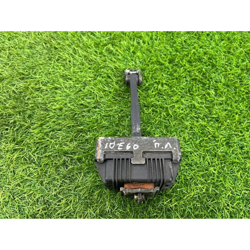 Ограничитель двери (кузов и элементы) BMW 5-series E60 M54b30 51217033609