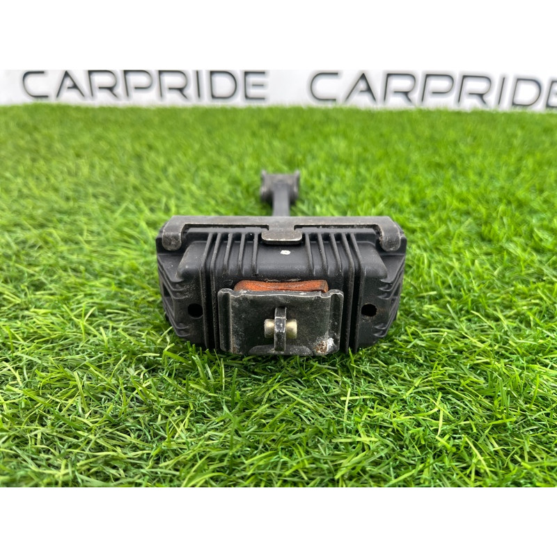 Ограничитель двери (кузов и элементы) BMW 5-series E60 M54b30 51217033609