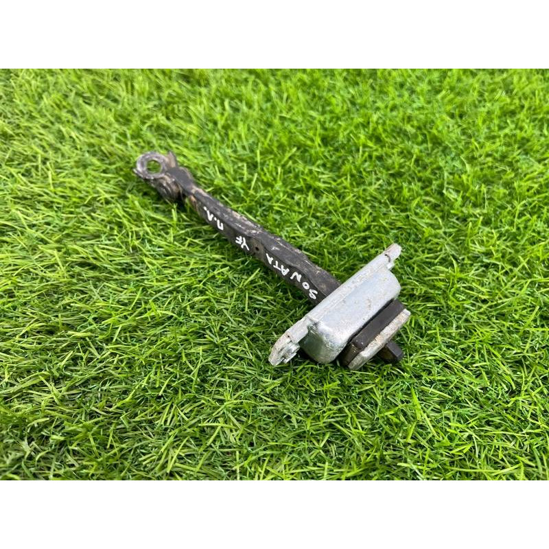 Ограничитель двери (кузов и элементы) Hyundai Sonata YF 793803S000