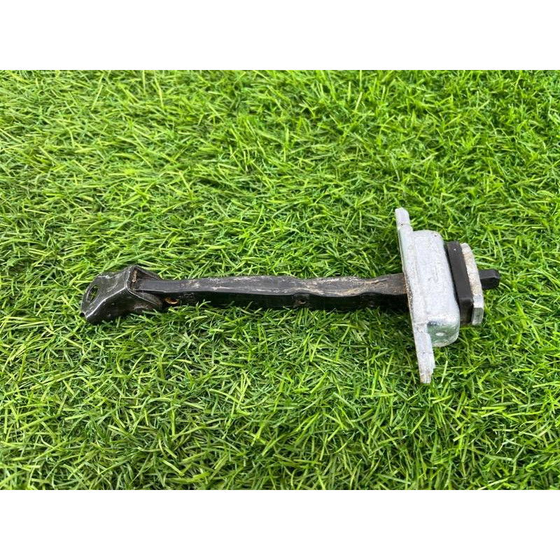 Ограничитель двери (кузов и элементы) Hyundai Sonata YF 793803S000